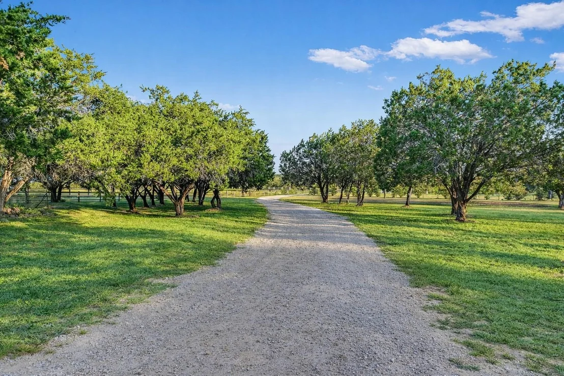 Photo of 1005 County Road 414