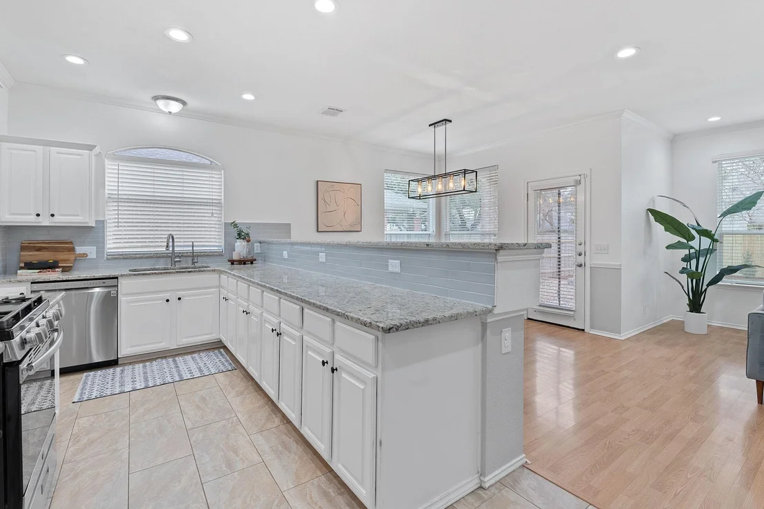 Photo of 1804 Clay LN