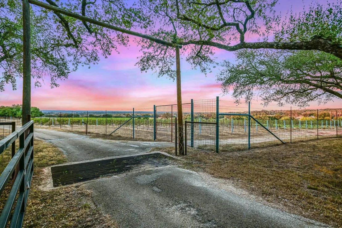 Photo of 878 Ranch Road 2766