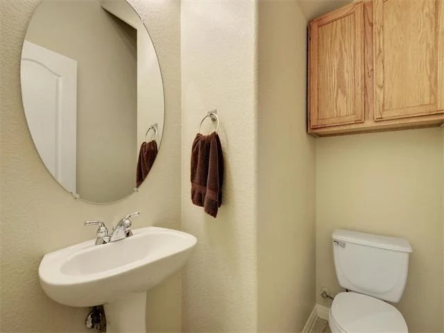 Photo of 2400 Nan LN