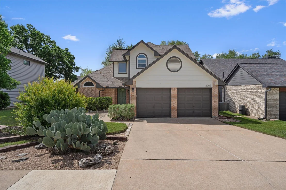 Photo of 2003 Ploverville LN
