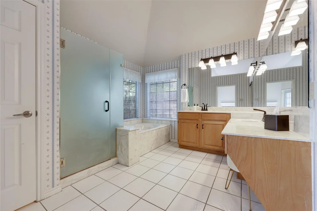 Photo of 16405 Marthas CV