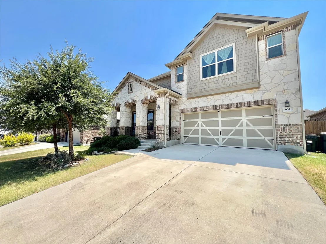 Photo of 504 Sheepshank DR