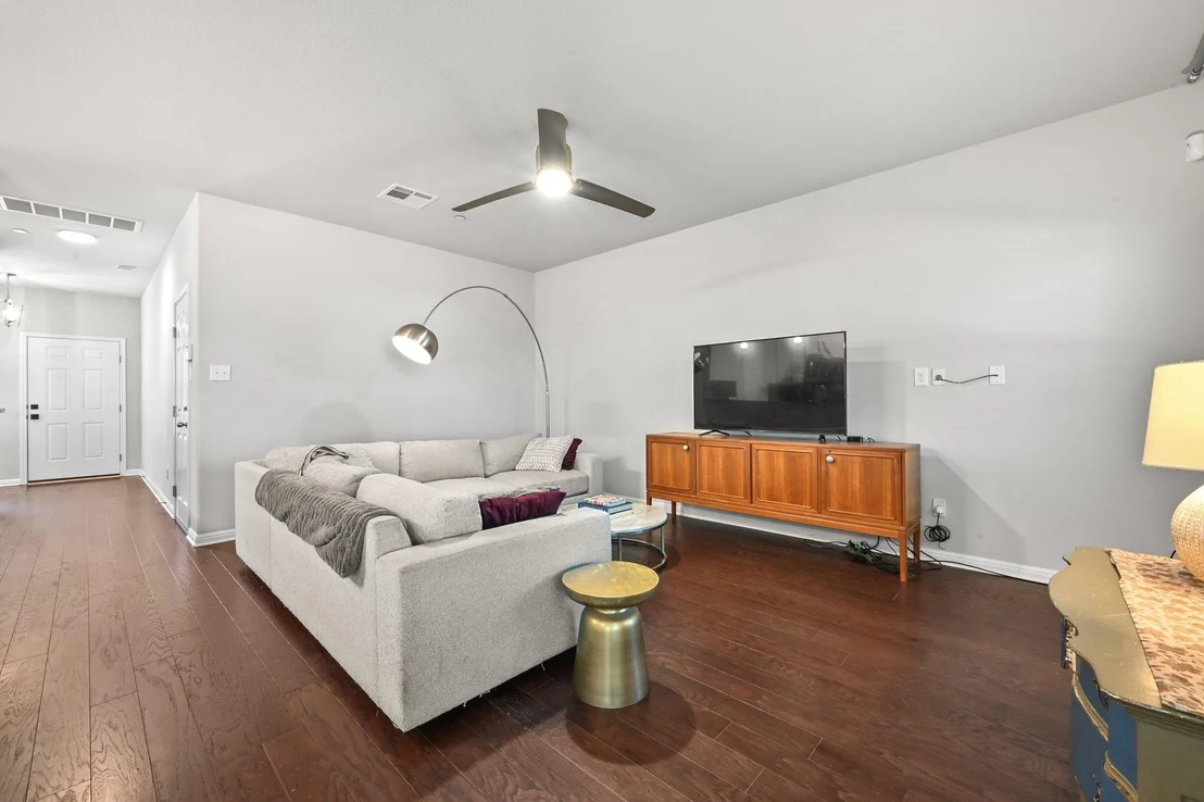 Photo of 1402 Catalan RD