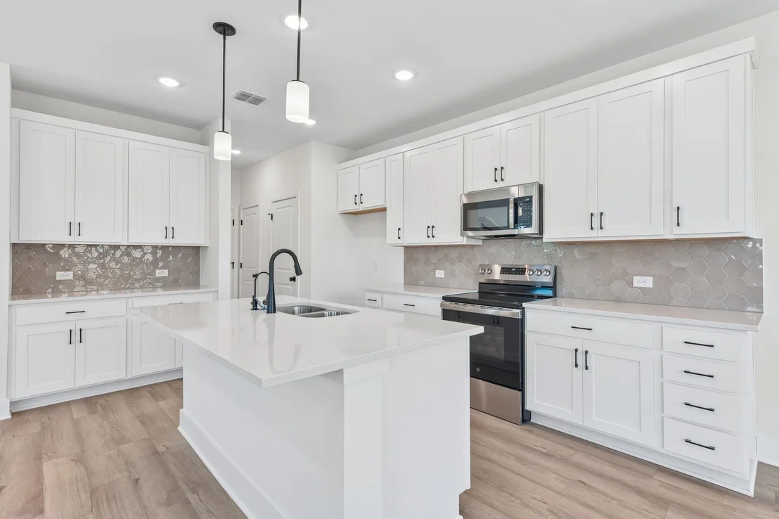 Photo of 149 Maverick Ave