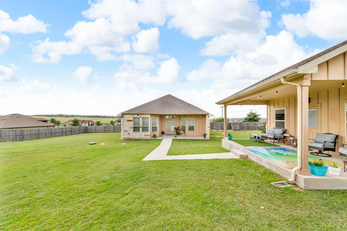 Photo of 201 Wind Stone E