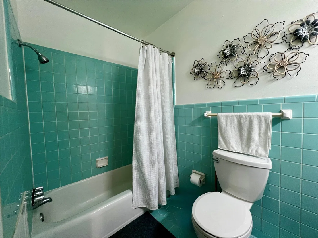 Photo of 1206 Lake Terrace DR