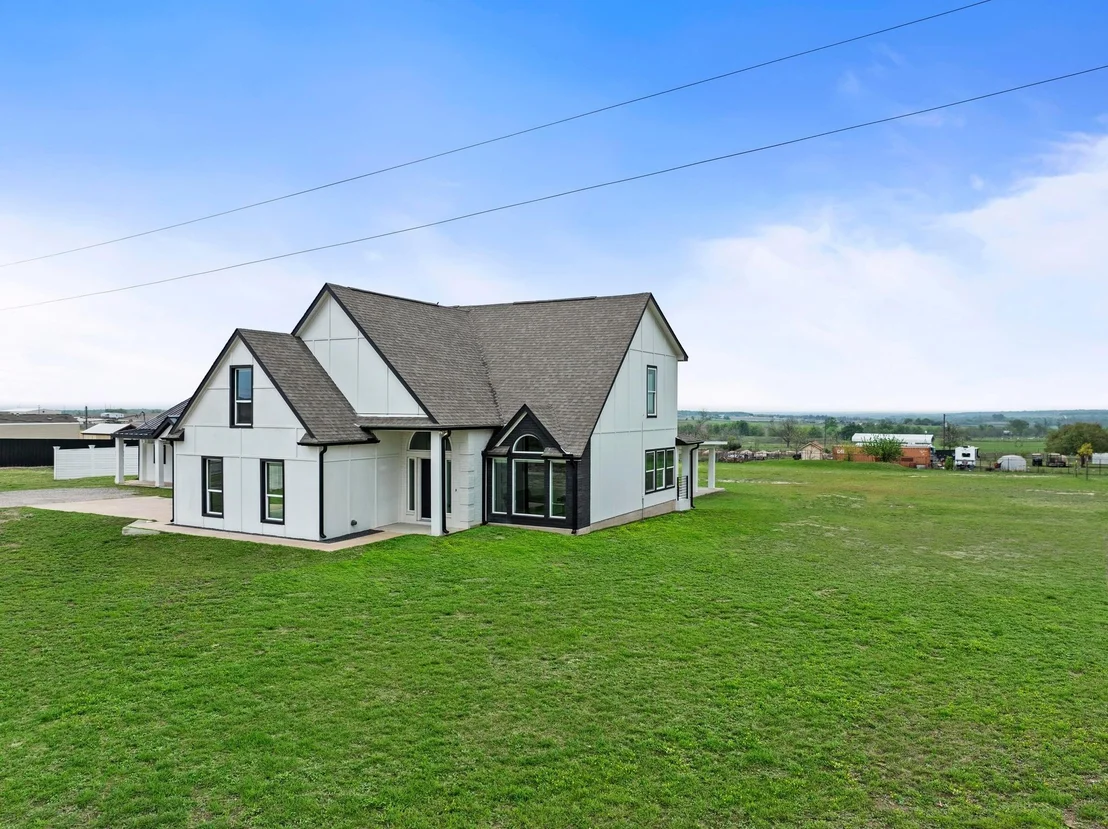 Photo of 150 Huntclub DR