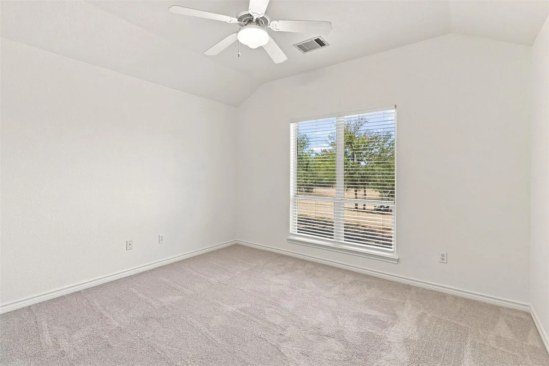 Photo of 3303 E Scenic LOOP