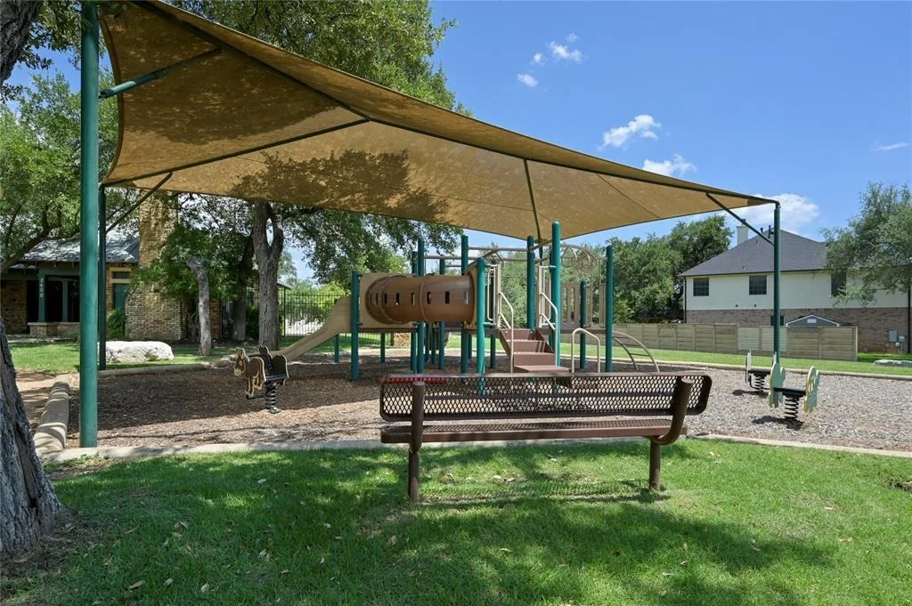 Photo of 2718 Checker DR