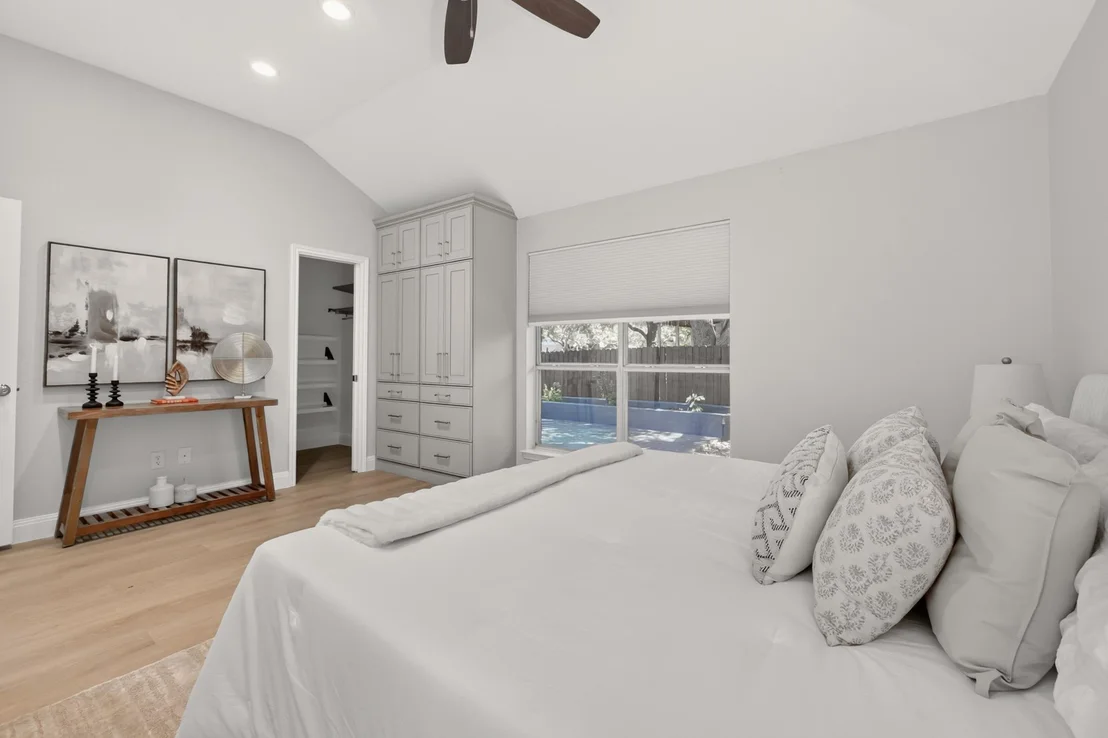 Photo of 13536 Anarosa LOOP