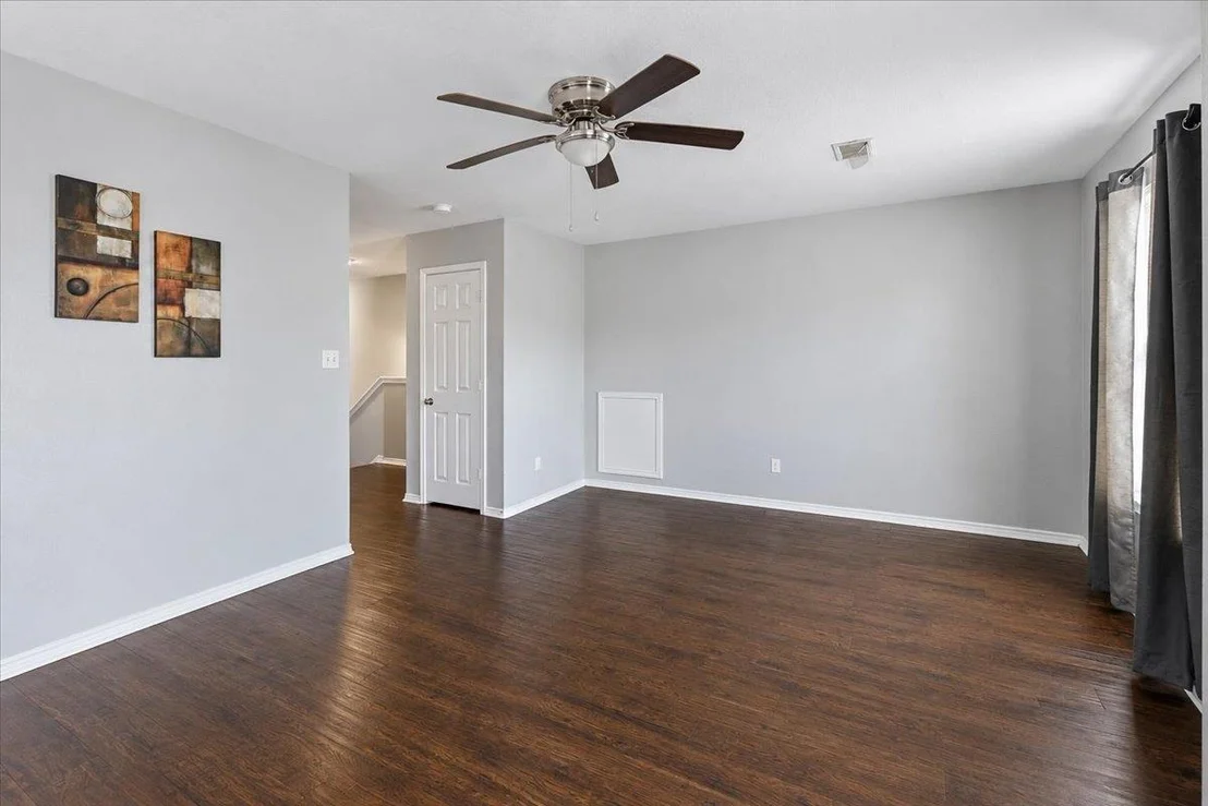 Photo of 211 Falcon LN