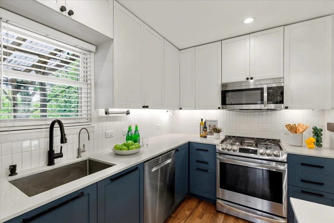 Photo of 5705 Duval ST