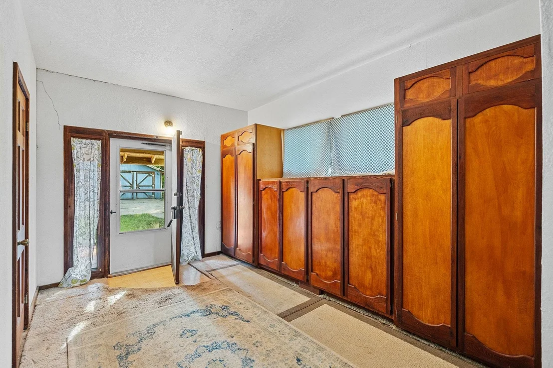 Photo of 1401 High Chaparral DR
