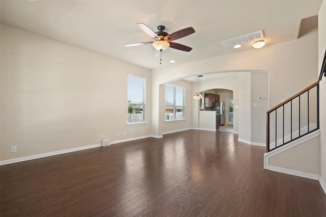 Photo of 1046 Lost Pines LN