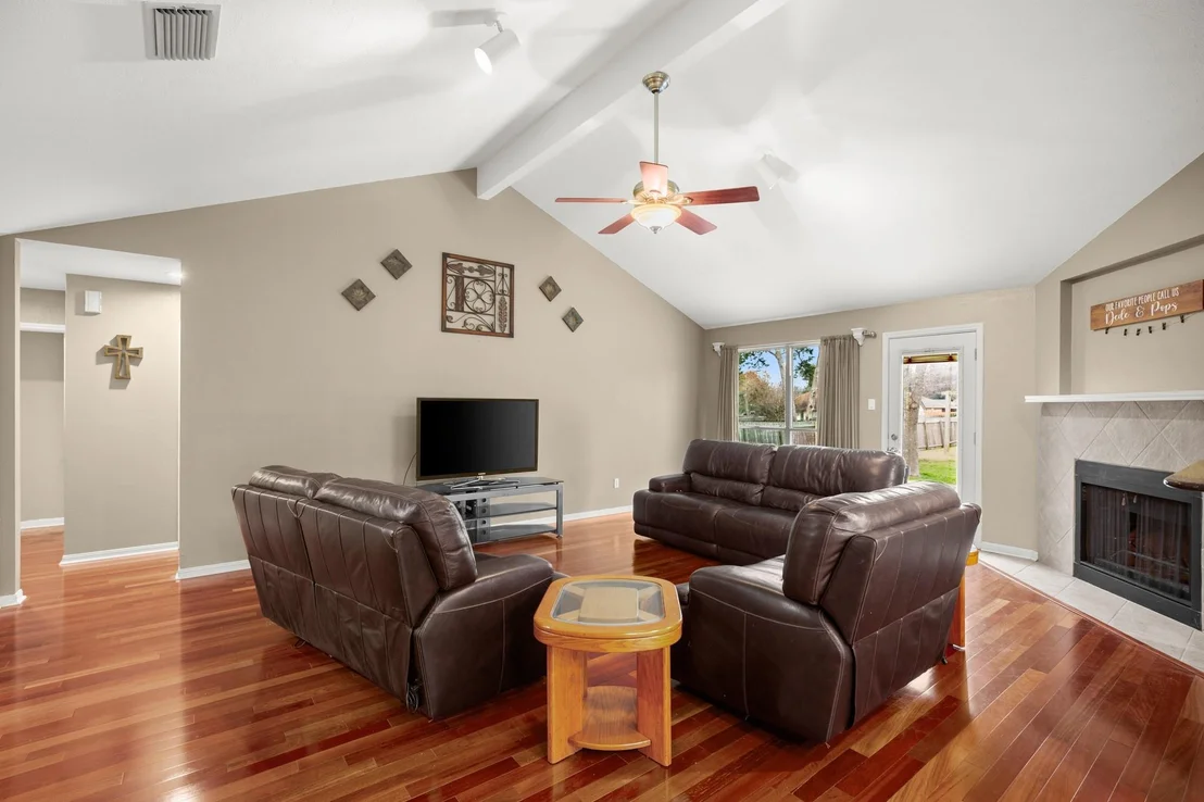 Photo of 1603 Quail Run RD