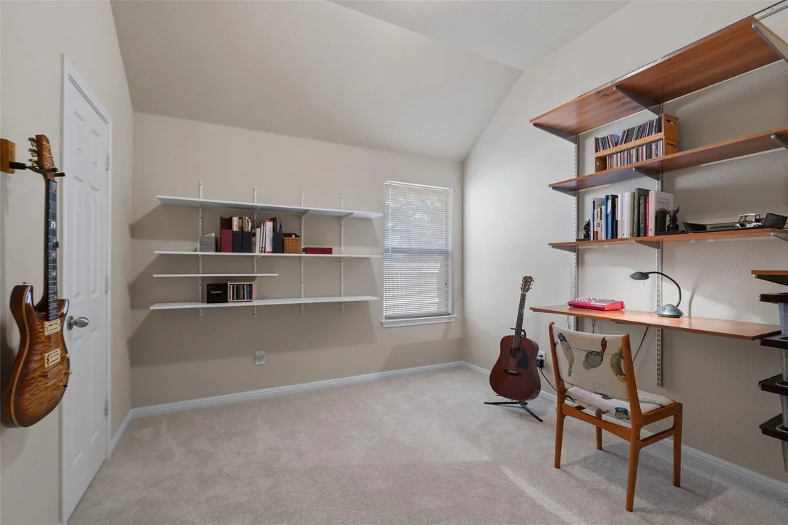 Photo of 2806 Prosperity