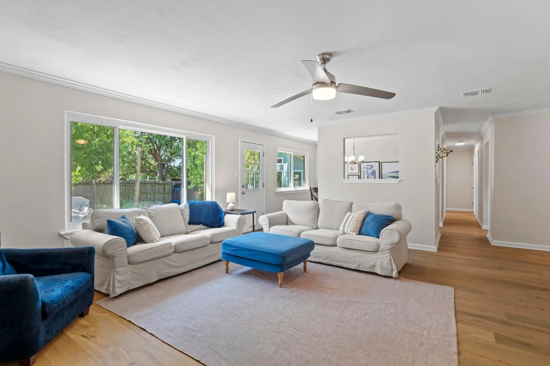 Photo of 11015 Jordan LN