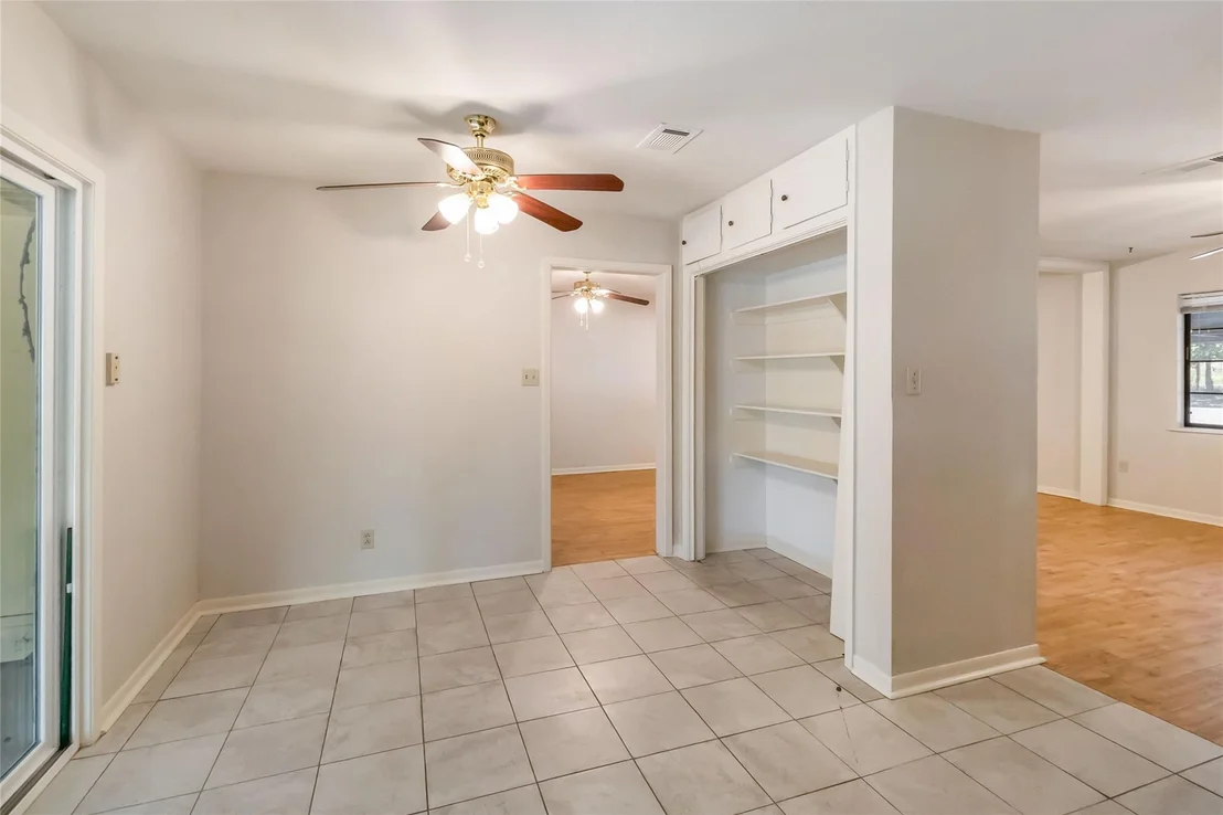 Photo of 757 N Main ST