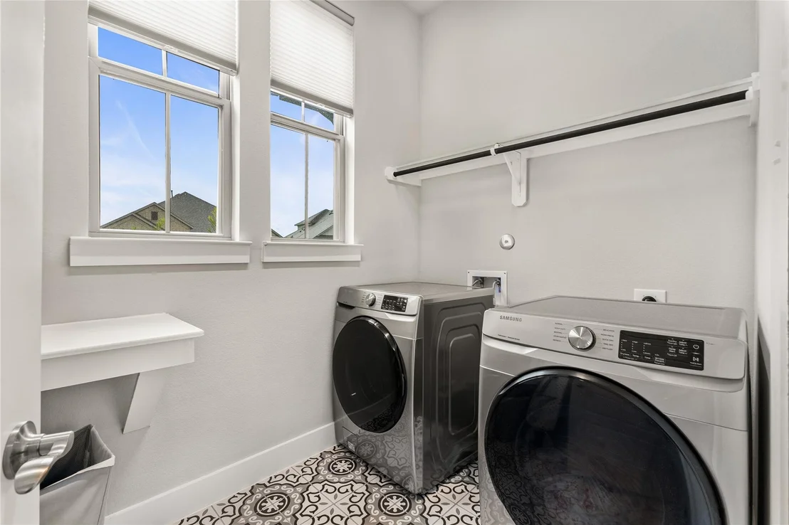 Photo of 356 Coyote Creek WAY