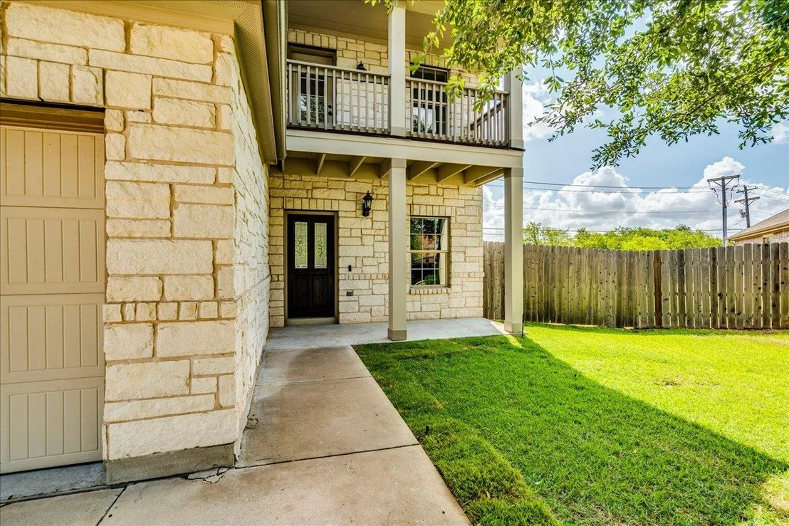 Photo of 484 Travertine TRL
