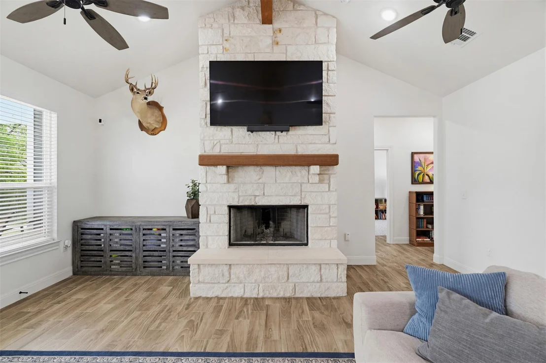 Photo of 1680 County Road 302
