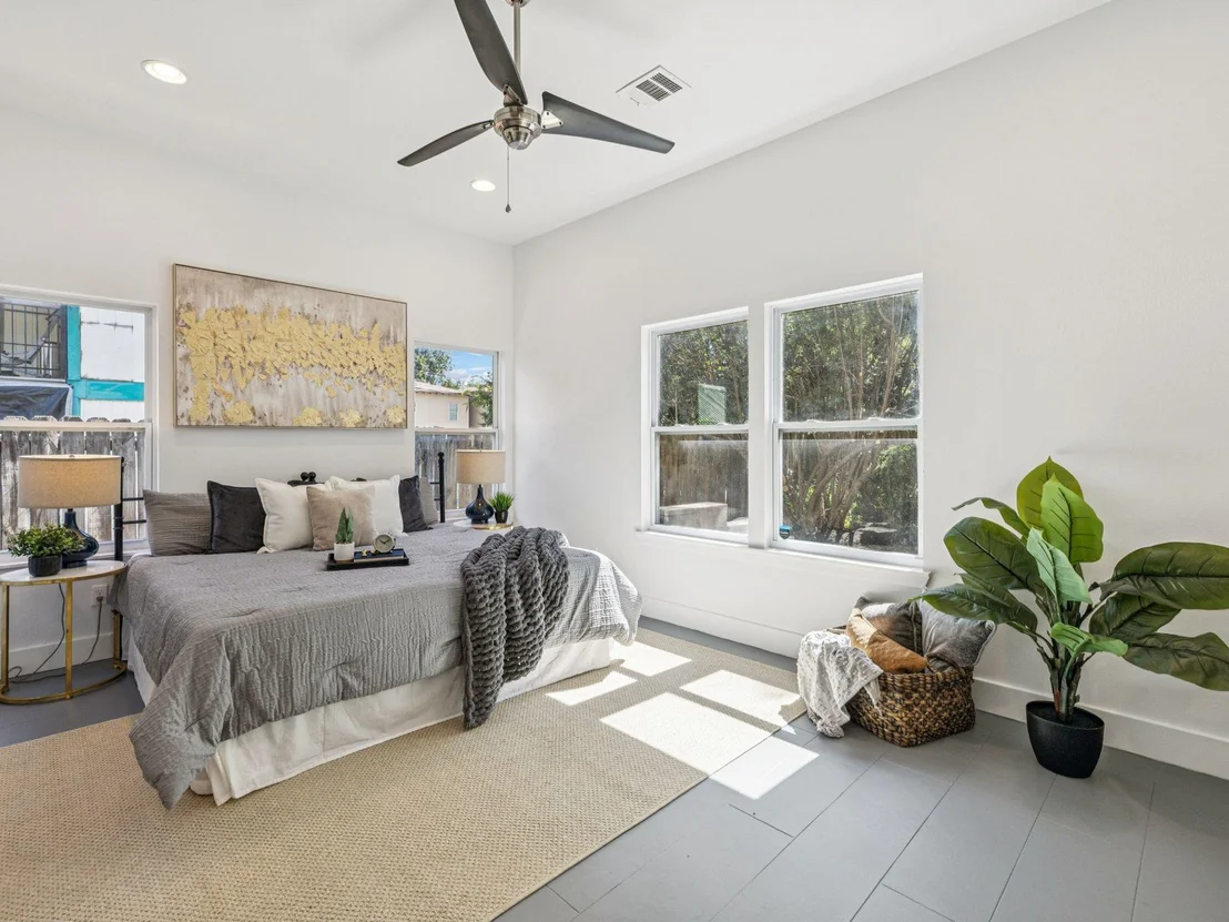 Photo of 1702 Miriam Ave