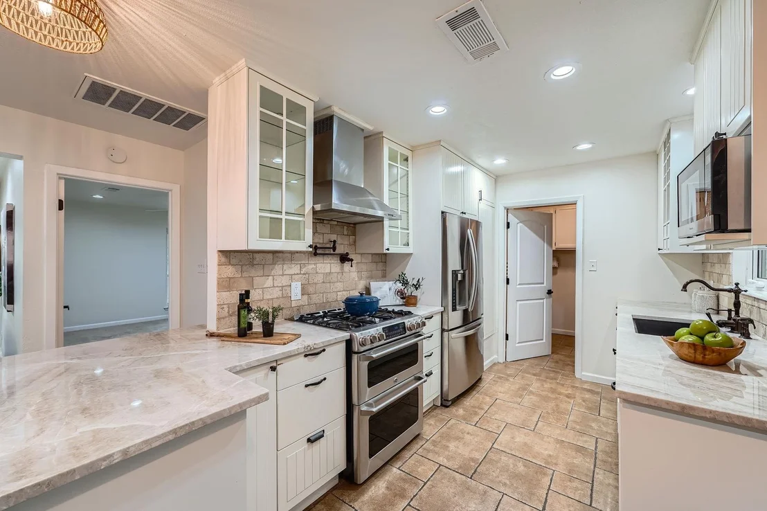 Photo of 3501 Fleetwood DR