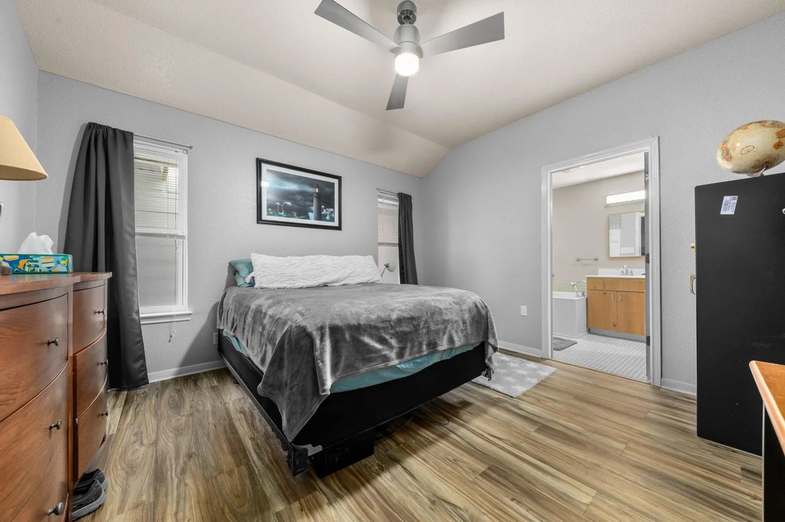 Photo of 5315 Denmans LOOP