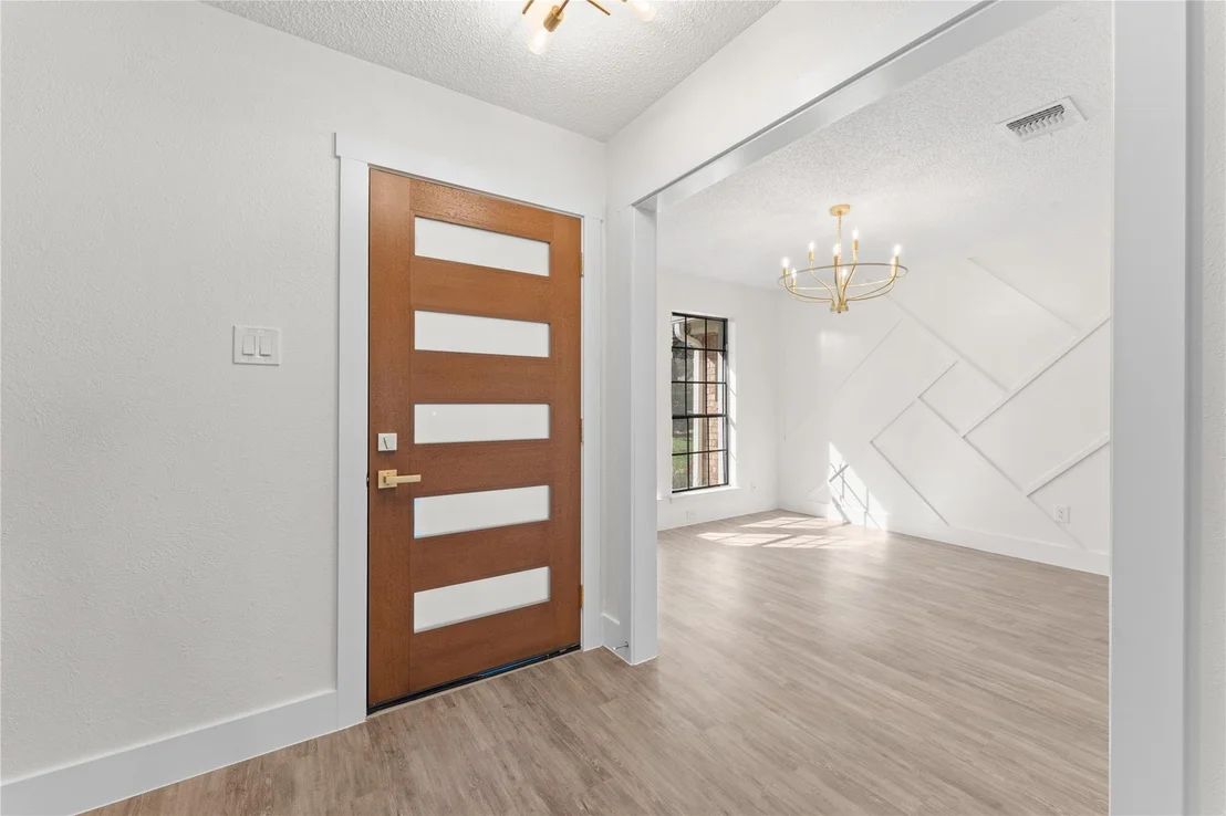 Photo of 4504 Tamarack TRL
