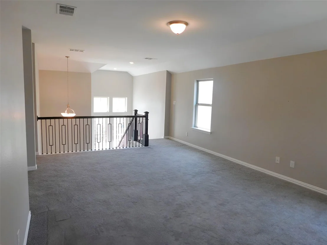 Photo of 2121 WOODED RUN TRL
