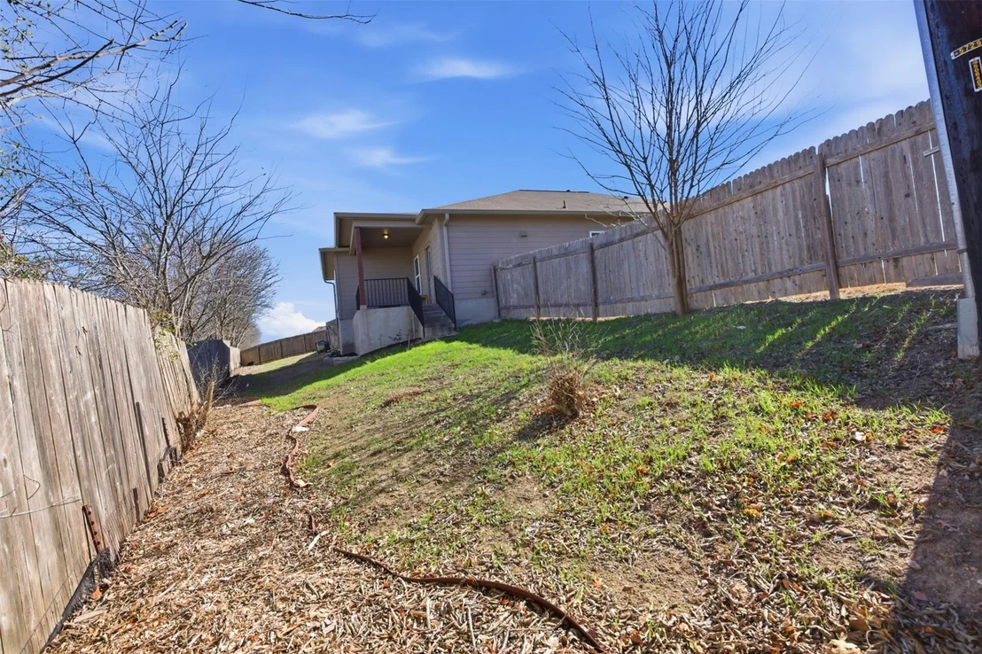 Photo of 480 Waterloo DR
