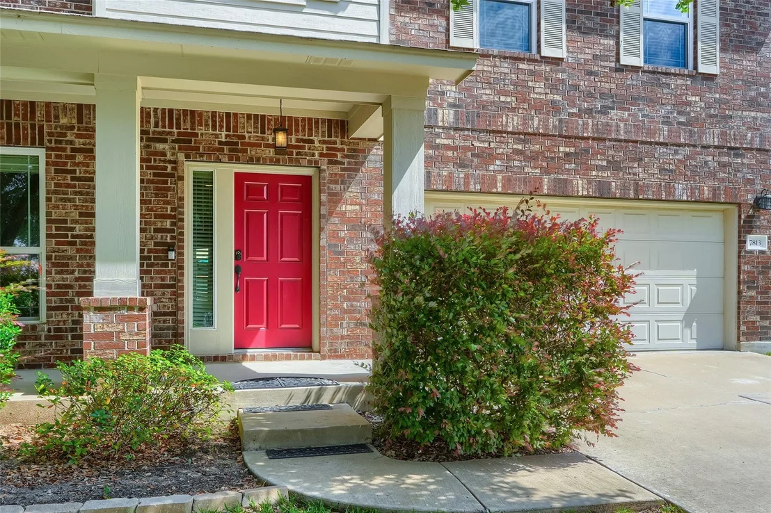 Photo of 7813 Squirrel Hollow DR