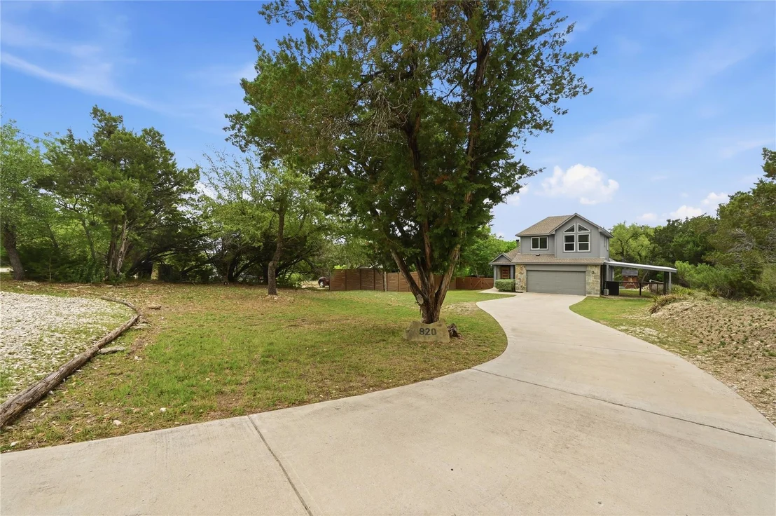 Photo of 820 Panorama DR