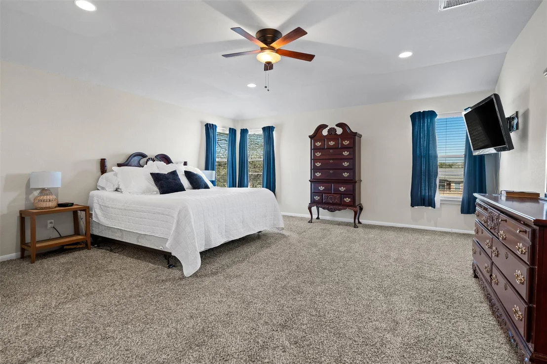 Photo of 4121 Meadow Bluff WAY
