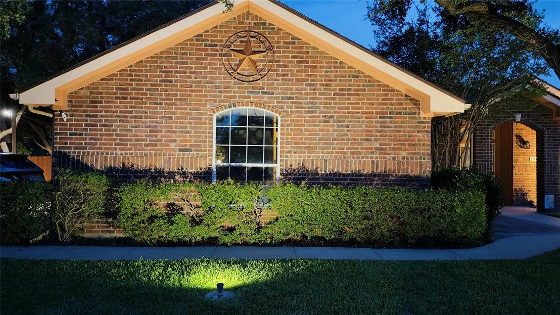 Photo of 104 Jesse James DR