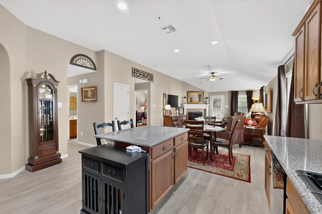 Photo of 928 Tabernash DR