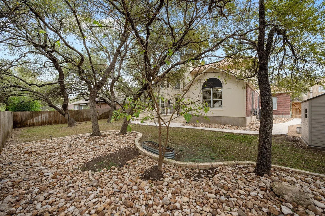Photo of 1907 Holly Hill DR