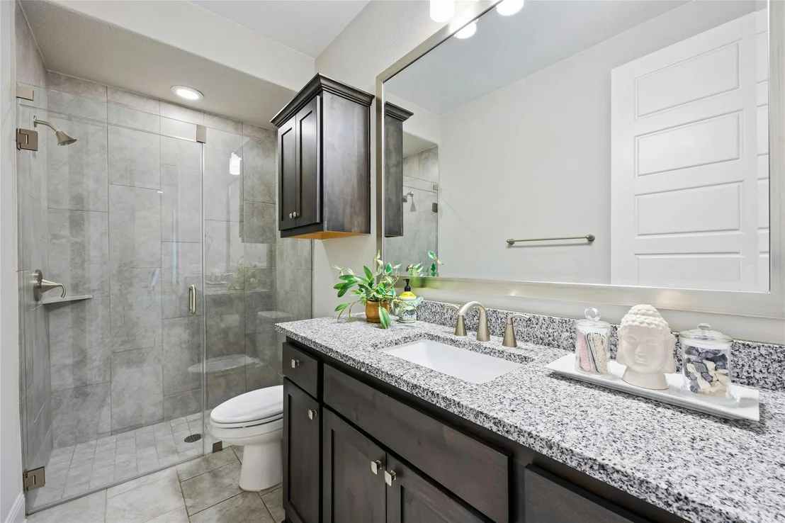 Photo of 218 Questa TRL