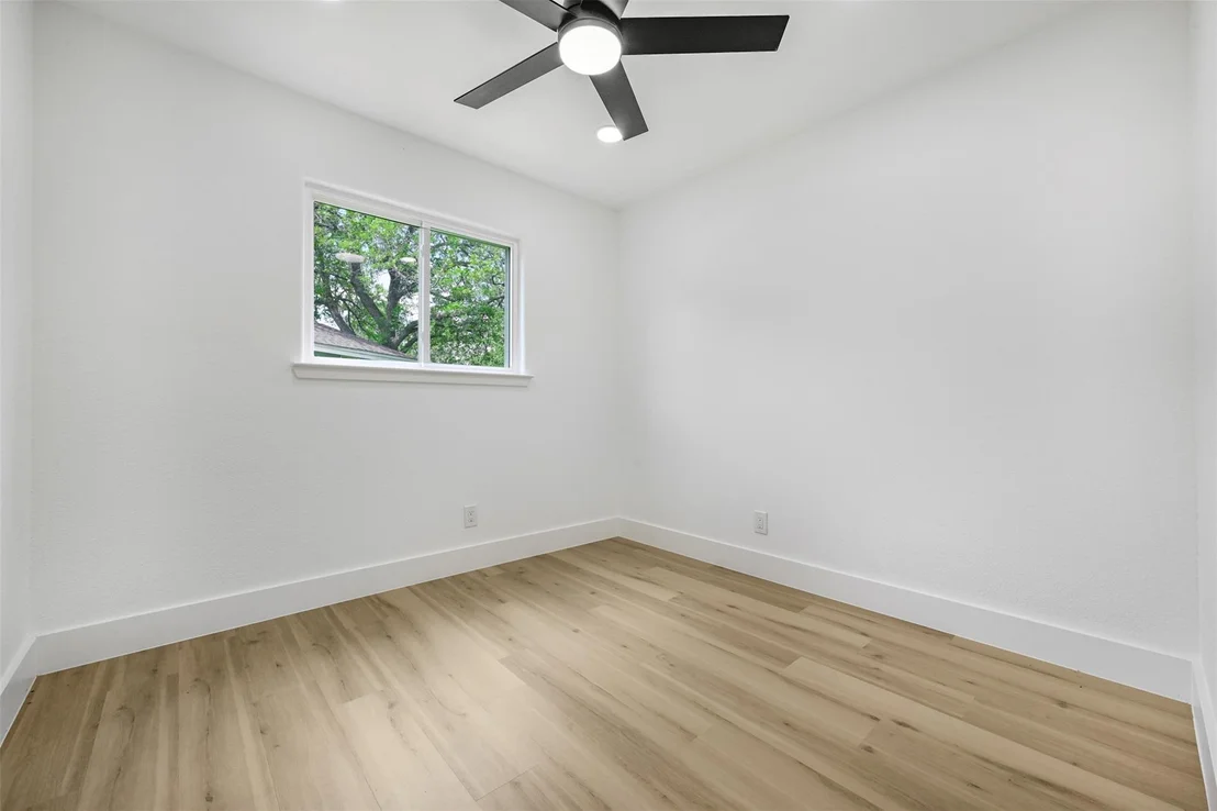 Photo of 3001 Cedarlawn CIR