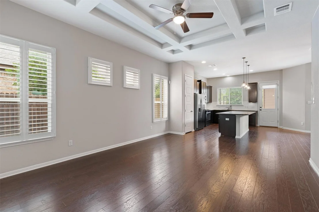 Photo of 1008 Clearwing CIR
