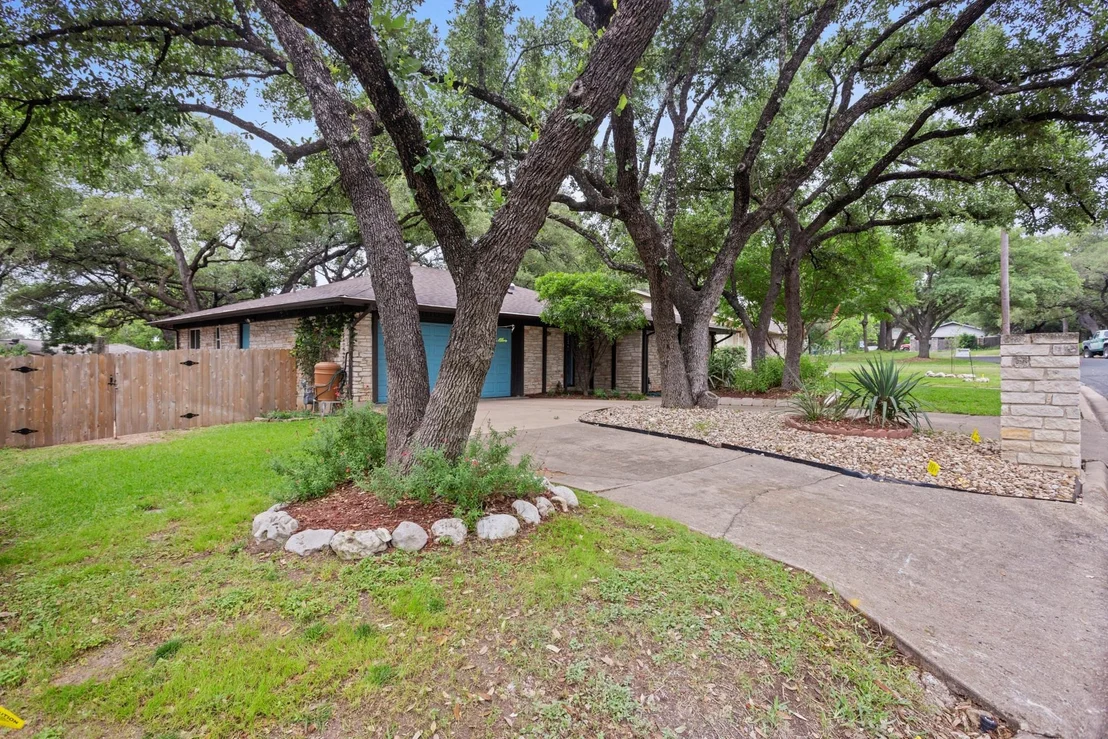 Photo of 11505 Circle Bend DR