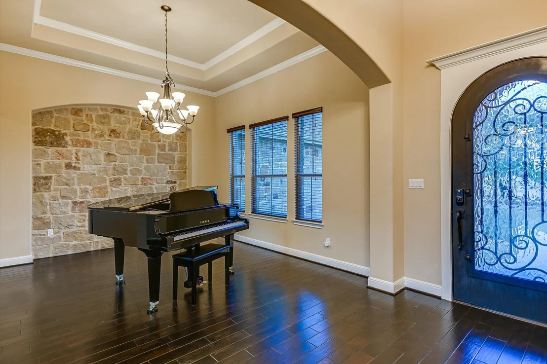 Photo of 162 Sarahs Spring CV