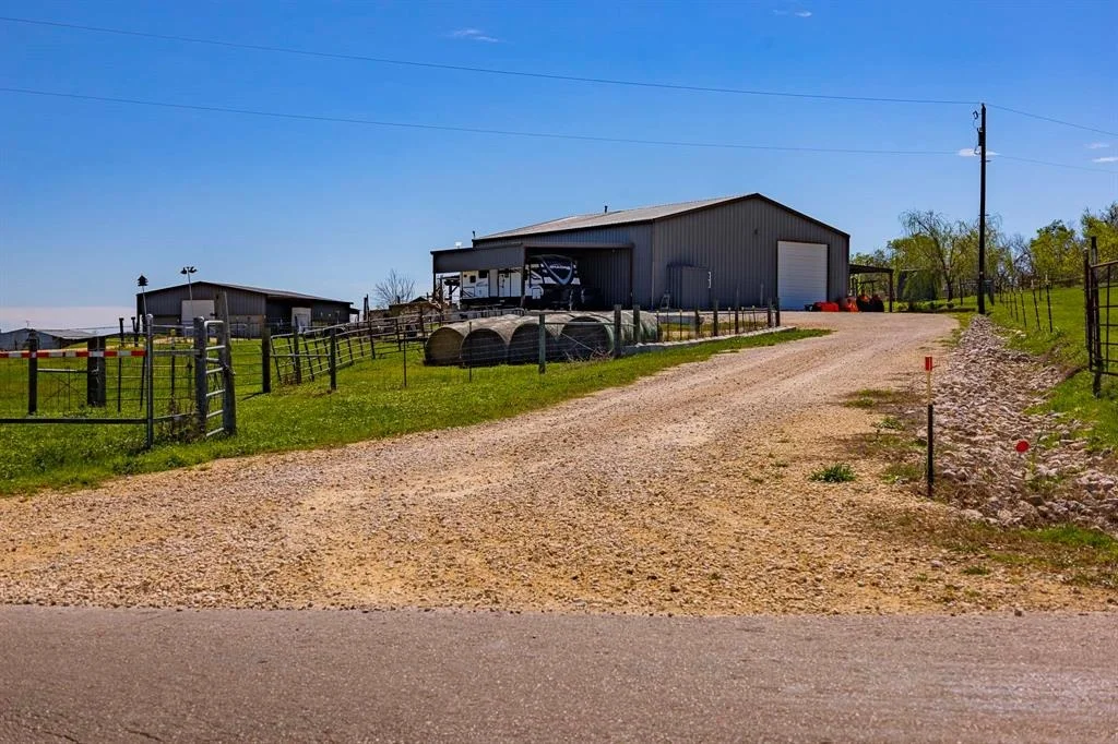 Photo of 941 County Road 405