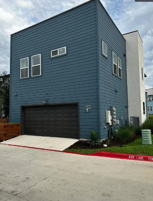 Photo of Unit 404 at 9015 Cattle Baron PATH