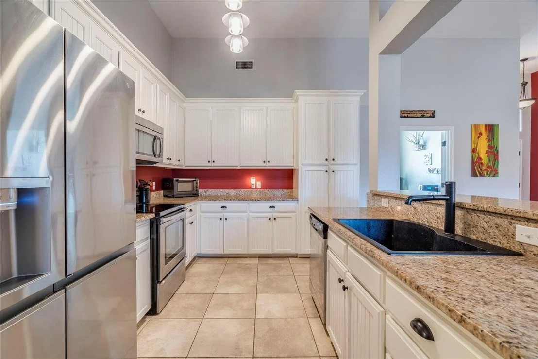 Photo of 11 Rhapsody LN