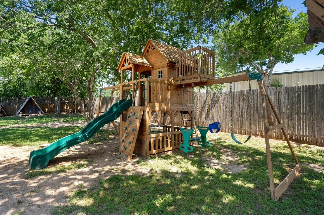 Photo of 3409 Longhorn TRL