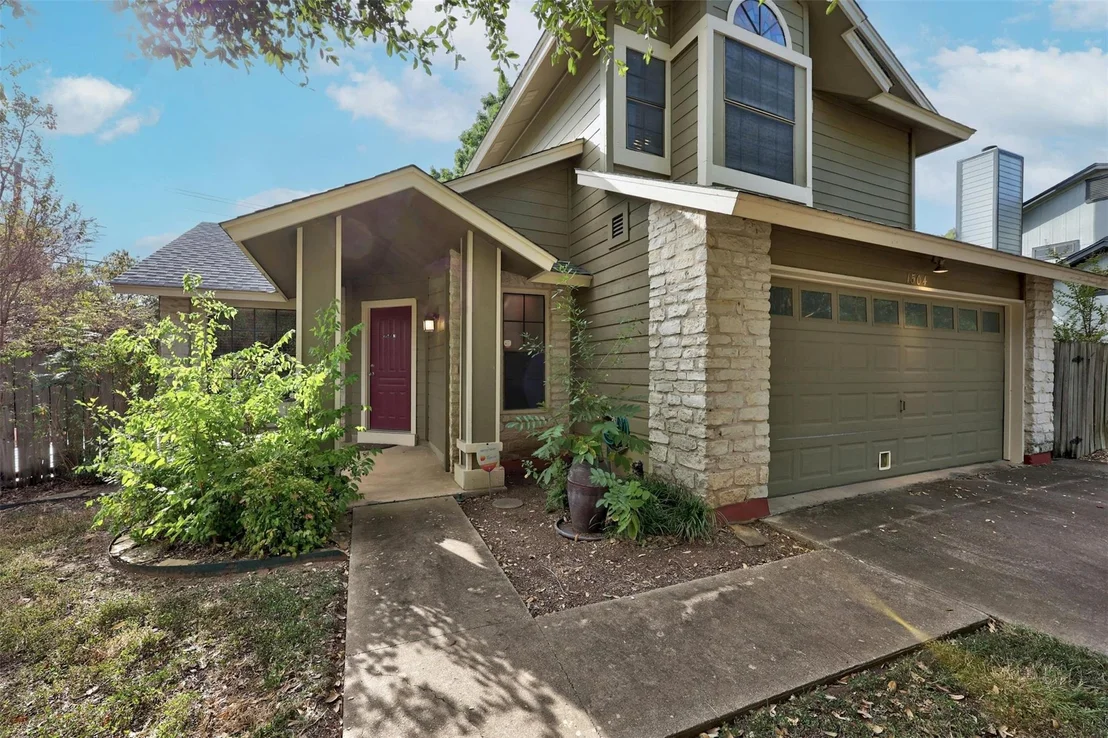 Photo of 1504 Black Cherry DR