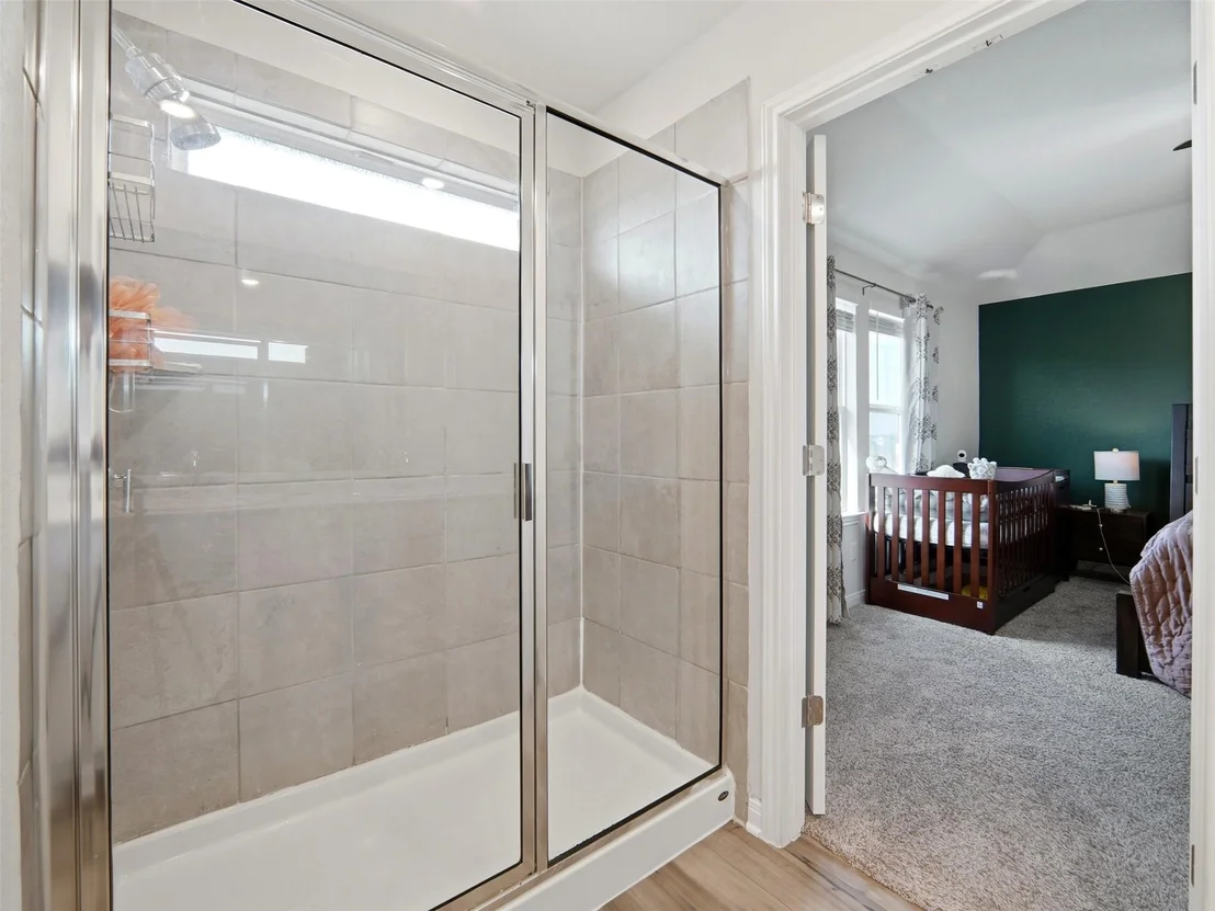 Photo of 135 Mason Hill LN