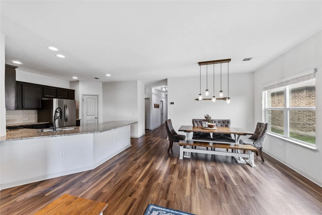 Photo of 717 Dubina Ave